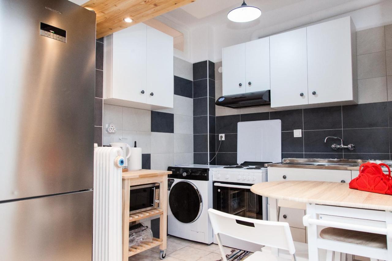 Cozy Apartment In Pireas Εξωτερικό φωτογραφία